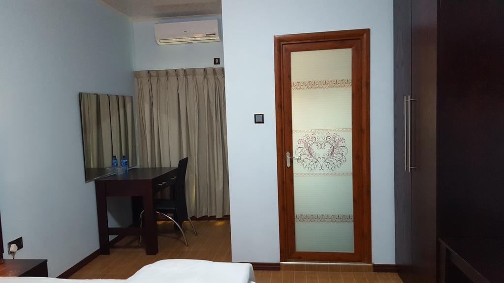 White City Inn Gaborone Extérieur photo