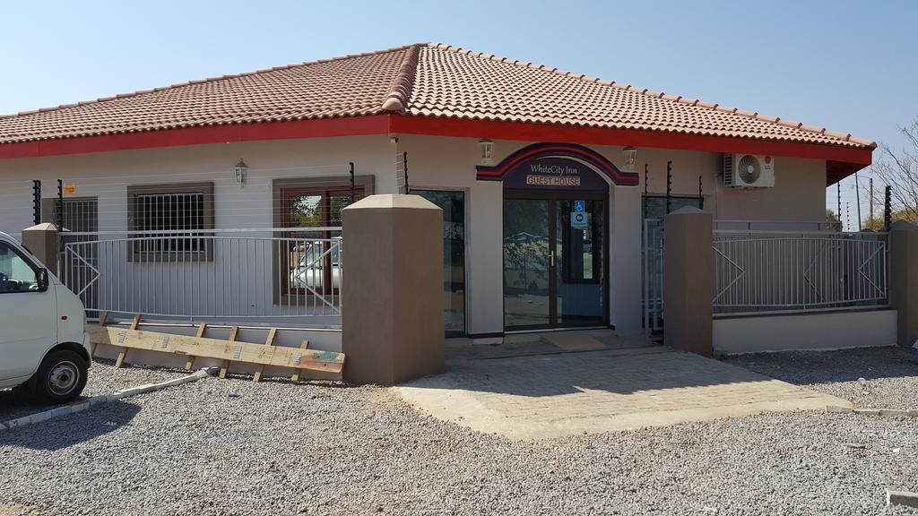 White City Inn Gaborone Extérieur photo